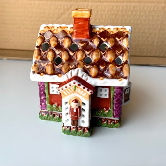 Villeroy & Boch Holiday Villeroy Boch Holiday Village Nutcracker House Poshmark
